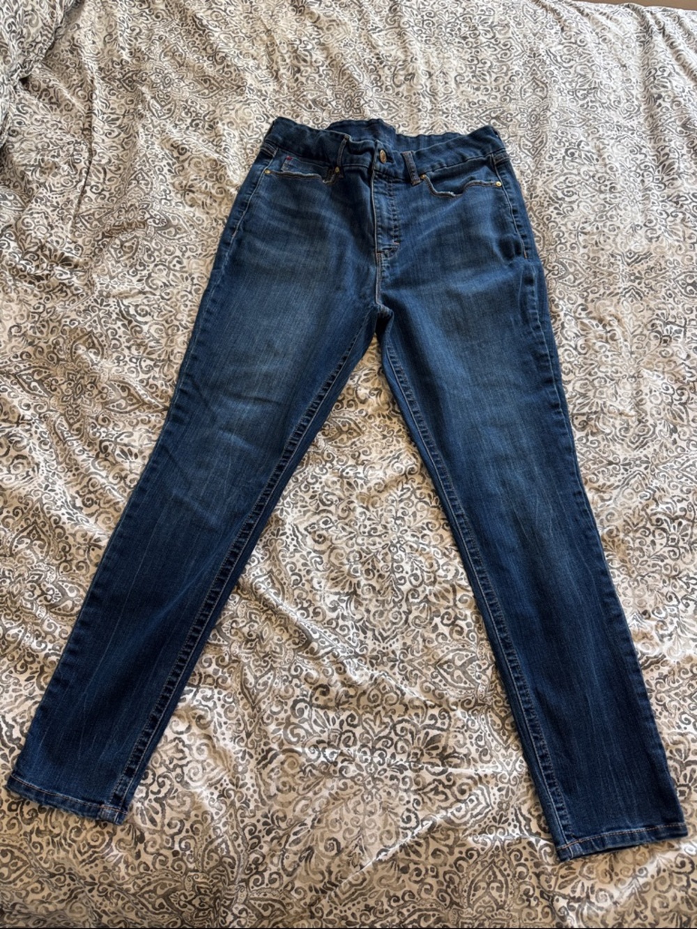 Seven brand Classic Dark Wash Women’s Jeans - Blue size 16
